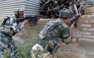 Kashmir: Three LeT militants trapped in a house, operation underway 