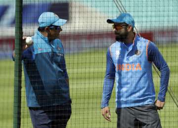 Anil Kumble and captain Virat Kohli
