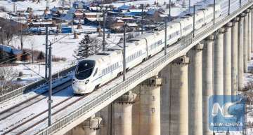 China's fastest bullet train 400km/h makes debut 
