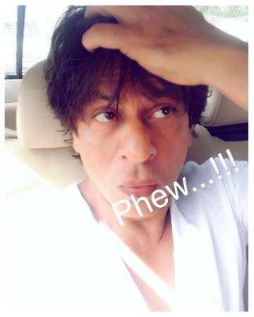 Shah Rukh Khan reacts to his death hoax rumours, Twitter can’t keep calm