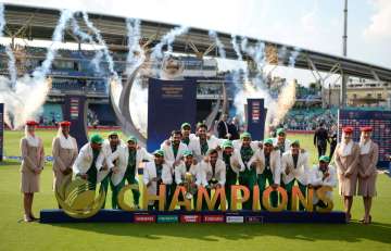 ICC Champions Trophy - Pakistan players celebrating