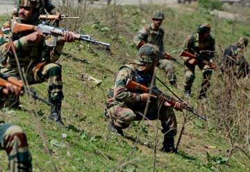 Jawan martyred as terrorists target Indian Army convoy in Anantnag's Qazigund