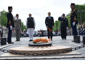PM Modi pays homage at Paris war memorial