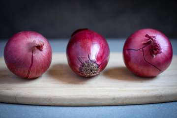 red onions cure cancer