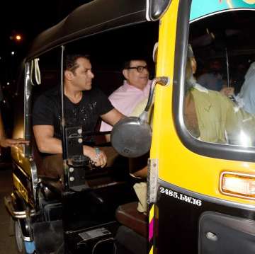 Salman Khan auto ride Tubelight