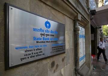 SBI cuts home loan interest rates by 10 bps for credit above Rs 75 lakh