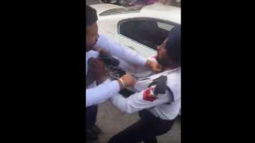 patiala man thrashed police man viral video