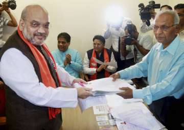 RSpolls Amit Shah, Smriti Irani and Balwantsinh Rajput file nominations