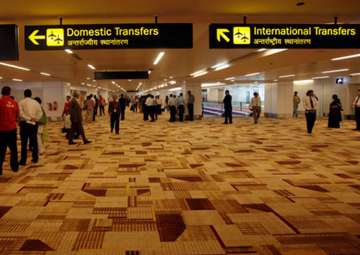 Foreign currency worth Rs 93 lakh seized at Delhi airport