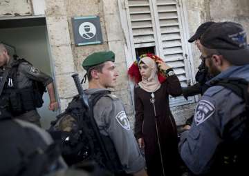 Israel limits Muslim access to Jerusalem site amid tensions