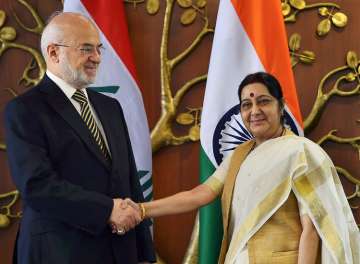 Sushma Swaraj with his Iraqi counterpart Ibrahim al-Jaafari  in New Delhi