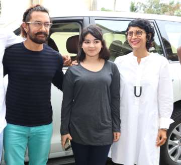 Aamir Khan with wife Kiran Rao and Zaira Wasim at Secret Superstar trailer 