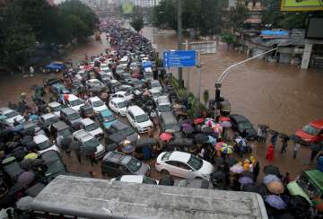 Mumbai rains wreak havoc