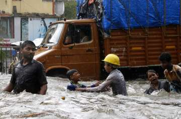 Since 2005 deluge, Mumbai gets heaviest rainfall at 331.4 mm