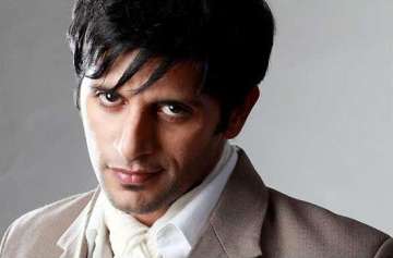 TV actor Karanvir Bohra says can't keep harping about regressive shows