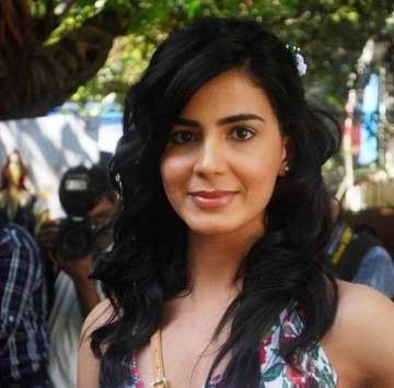 Kirti Kulhari urges kids to stay away from Blue Whale Challenge
