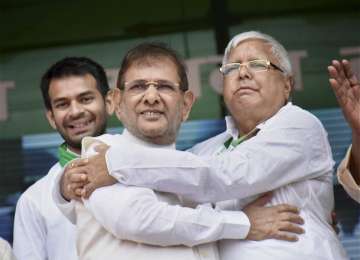 Sharad and Lalu at RJD rally in Patna