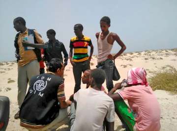 180 migrants thrown off boat near Yemen