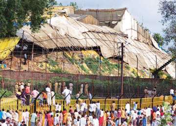 Makeshift temple at Ayodhya