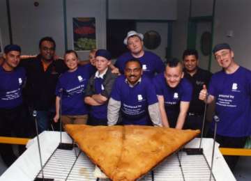 UK mosque breaks Guinness World Record for biggest samosa at 153 kg