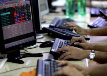 Sensex dives 271 points, Infosys crashes 9.6 pc as Vishal Sikka resigns 