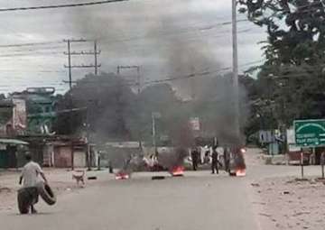 Violence erupts during Arunachal Pradesh bandh call by AAPSU