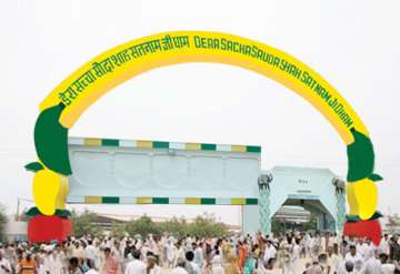 There are several claimants to head the cash-rich Dera Sacha Sauda sect