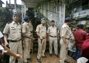 India TV exposes Western Railways' lies on Elphinstone station stampede