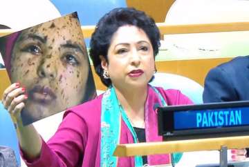 At UN, Maleeha Lodhi shows Gaza war victim's photo