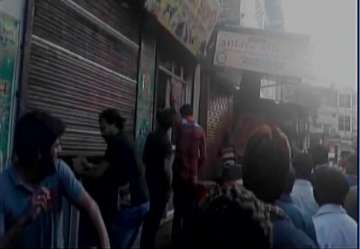 Shiv Sena workers shut down meat shops in Gurgaon