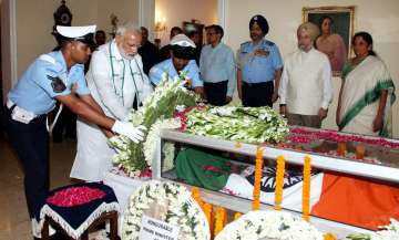 PM Modi pay final tributes to Marshal Arjan Singh