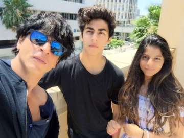 Shah Rukh Khan, Suhana, Aryan