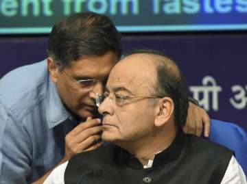 Jaitley with Arvind Subramanian