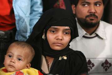 Bilkis Bano case: Gujarat to apprise SC on departmental action against convicted cops 