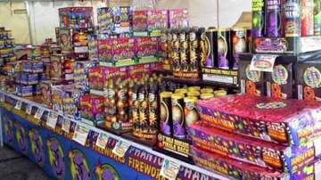 No firecrackers this Diwali as Supreme Court restores ban on sale 