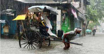 Heavy rainfall in Kolkata - File photo