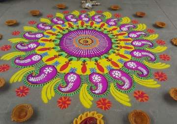 Happy Diwali 2017: Beautiful Diwali Rangoli Designs, Ideas and Images for Decoration.