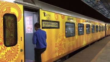 Tejas Express food 'satisfactory', says inquiry report