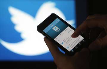  Twitter plans new rules to curb violence, abuse