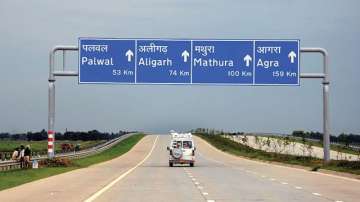 JAL told Supreme Court that it has a offer of Rs 2,500 crore from a Singapore-based firm for the Yamuna Expressway.