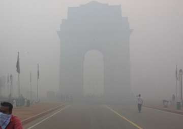 Delhi-NCR air quality still very poor as stubble burning reaches Delhi