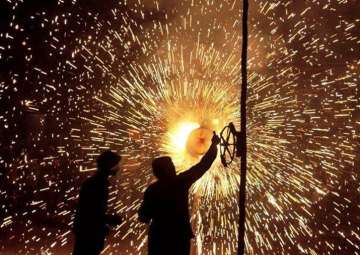 Punjab and Haryana HC allows bursting of firecrackers for 3 hours on Gurpurab 