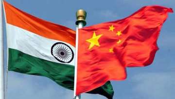 India_China flags
