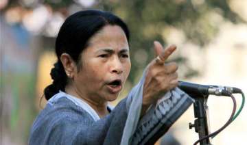 Mamata Banerjee also changed her Twitter profile picture to a black image to register her protest against demonetisation. 