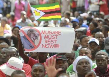 Zimbabwean President Robert Mugabe resigns for ‘smooth transfer of power’