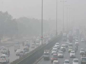 Delhi smog: Pollution level shoots up after brief respite