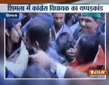 The woman constable slapped Congress MLA Asha Kumari back in a fit of rage.