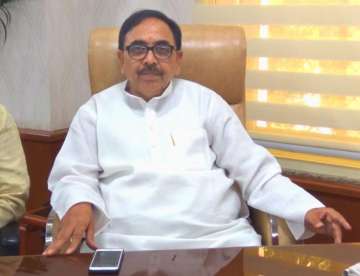  Mahendra Nath Pandey