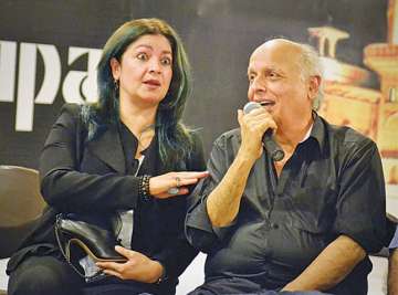 Pooja Bhatt, Mahesh Bhatt