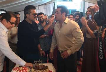 Anil Kapoor celebrates extra special birthday with Salman Khan on Race 3 sets 